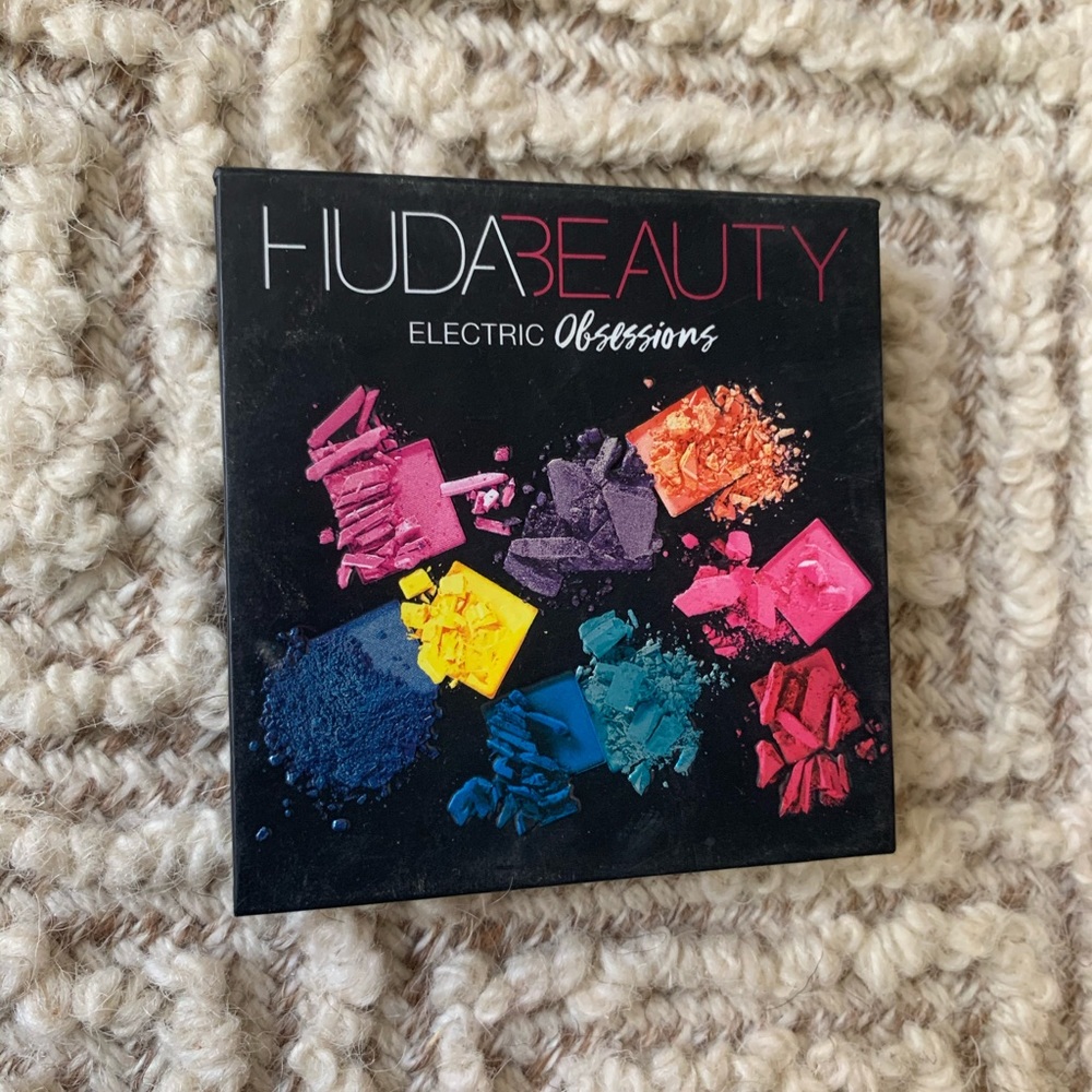 Huda Beauty Electric Obsessions Palette